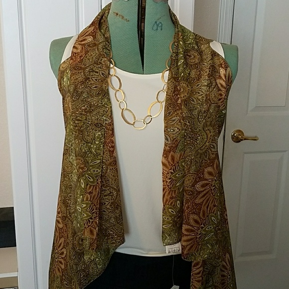 Avenue Sleeveless Top Cream Polyester size 18 / 20 - Picture 4 of 4